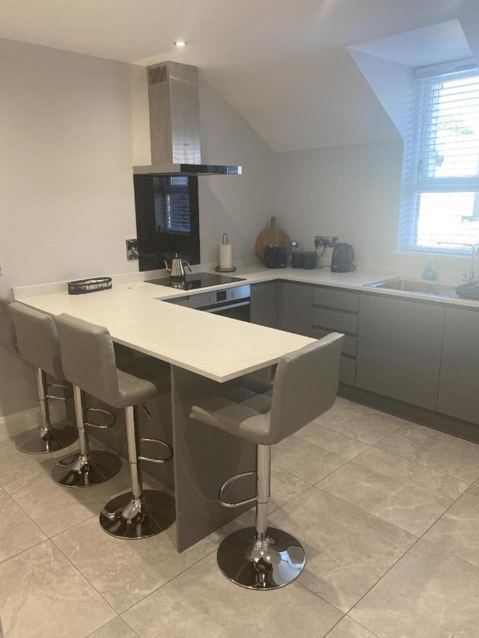 Modern 3-Bed Apartment In Magherafelt Sleeps 8 外观 照片