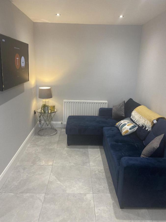 Modern 3-Bed Apartment In Magherafelt Sleeps 8 外观 照片