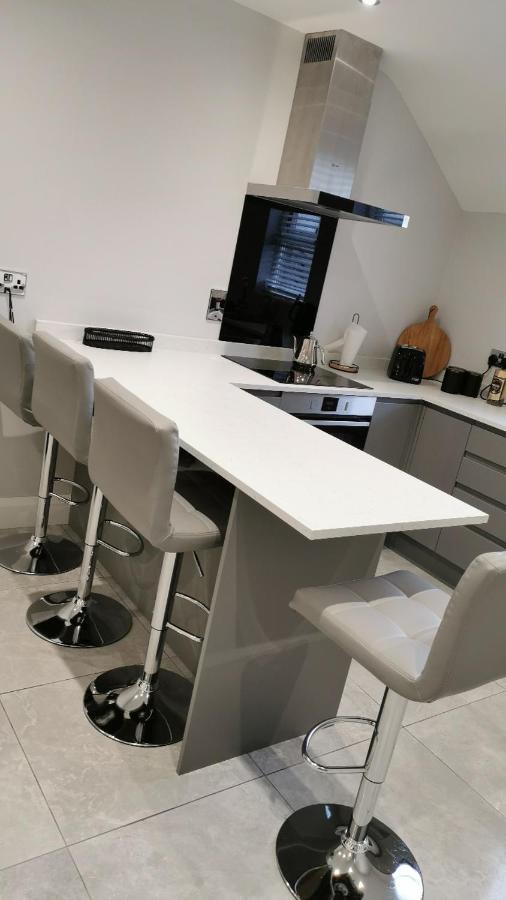 Modern 3-Bed Apartment In Magherafelt Sleeps 8 外观 照片
