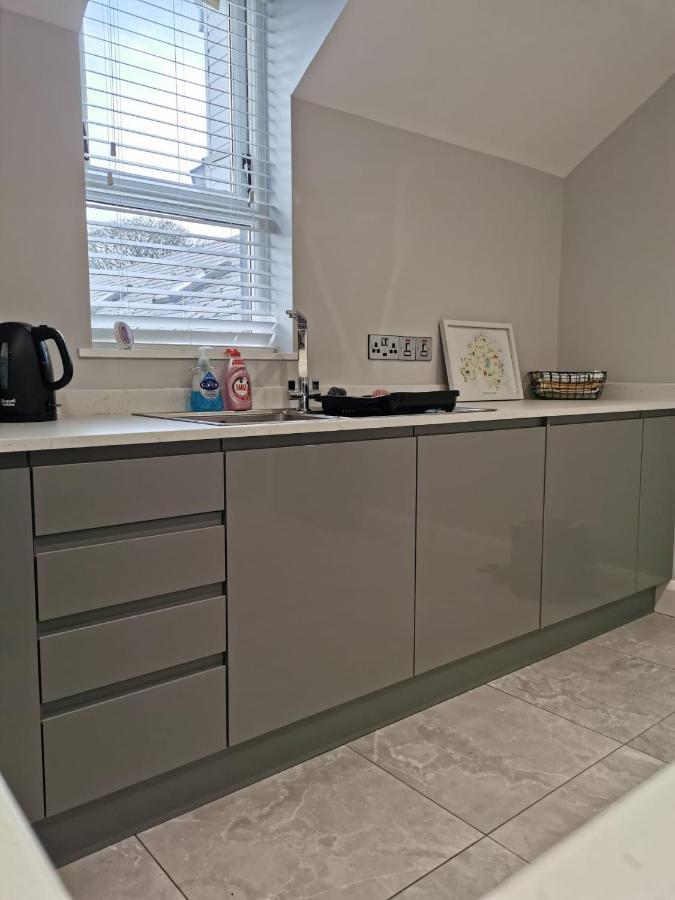 Modern 3-Bed Apartment In Magherafelt Sleeps 8 外观 照片