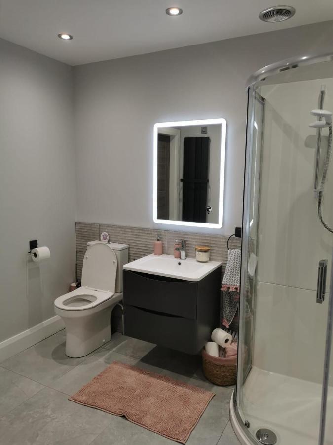 Modern 3-Bed Apartment In Magherafelt Sleeps 8 外观 照片